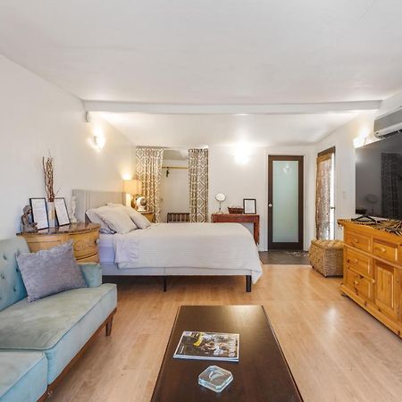 Private Studio City Guest House Λος Άντζελες Εξωτερικό φωτογραφία