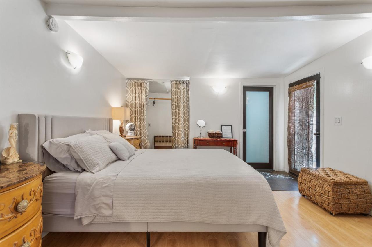 Private Studio City Guest House Λος Άντζελες Εξωτερικό φωτογραφία