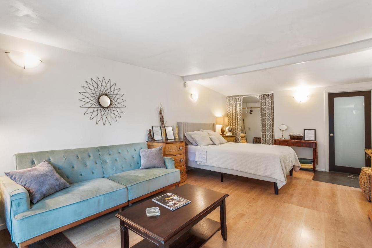 Private Studio City Guest House Λος Άντζελες Εξωτερικό φωτογραφία