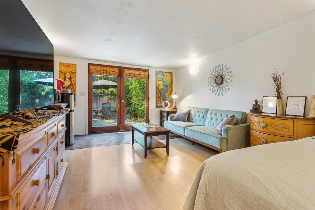 Private Studio City Guest House Λος Άντζελες Εξωτερικό φωτογραφία