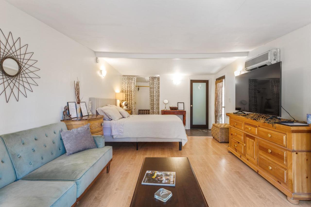 Private Studio City Guest House Λος Άντζελες Εξωτερικό φωτογραφία